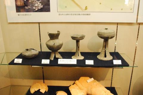 百足塚古墳から出土した埴輪たち/新富町