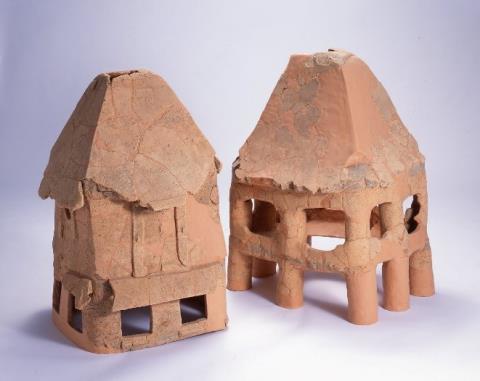 百足塚古墳から出土した埴輪たち/新富町