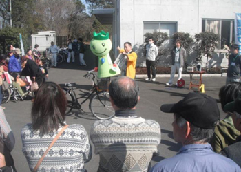 じゃんけんで勝つと、自転車ゲットできます。